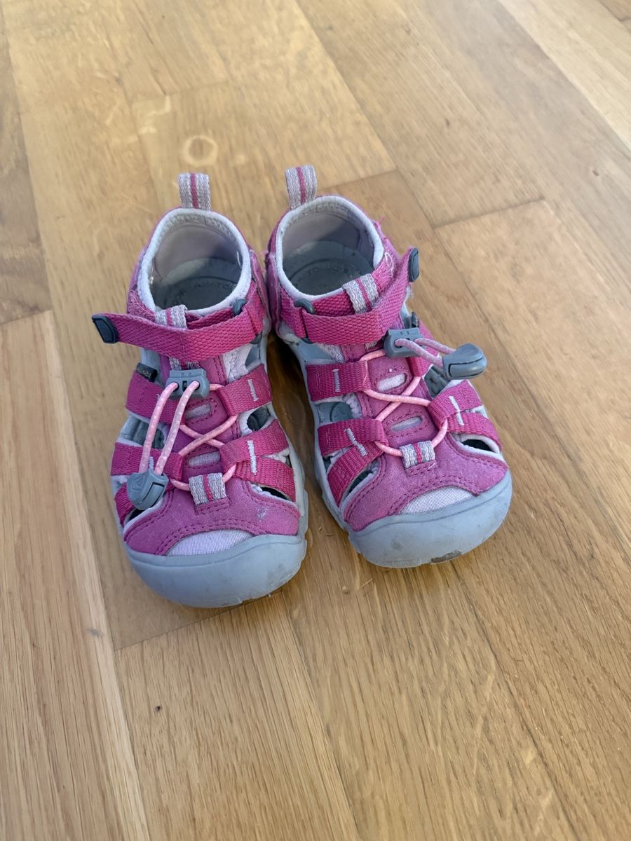 Keen Chaussures garçon: KEEN Sandale – D'occasion à Fehraltorf par Bowling_54