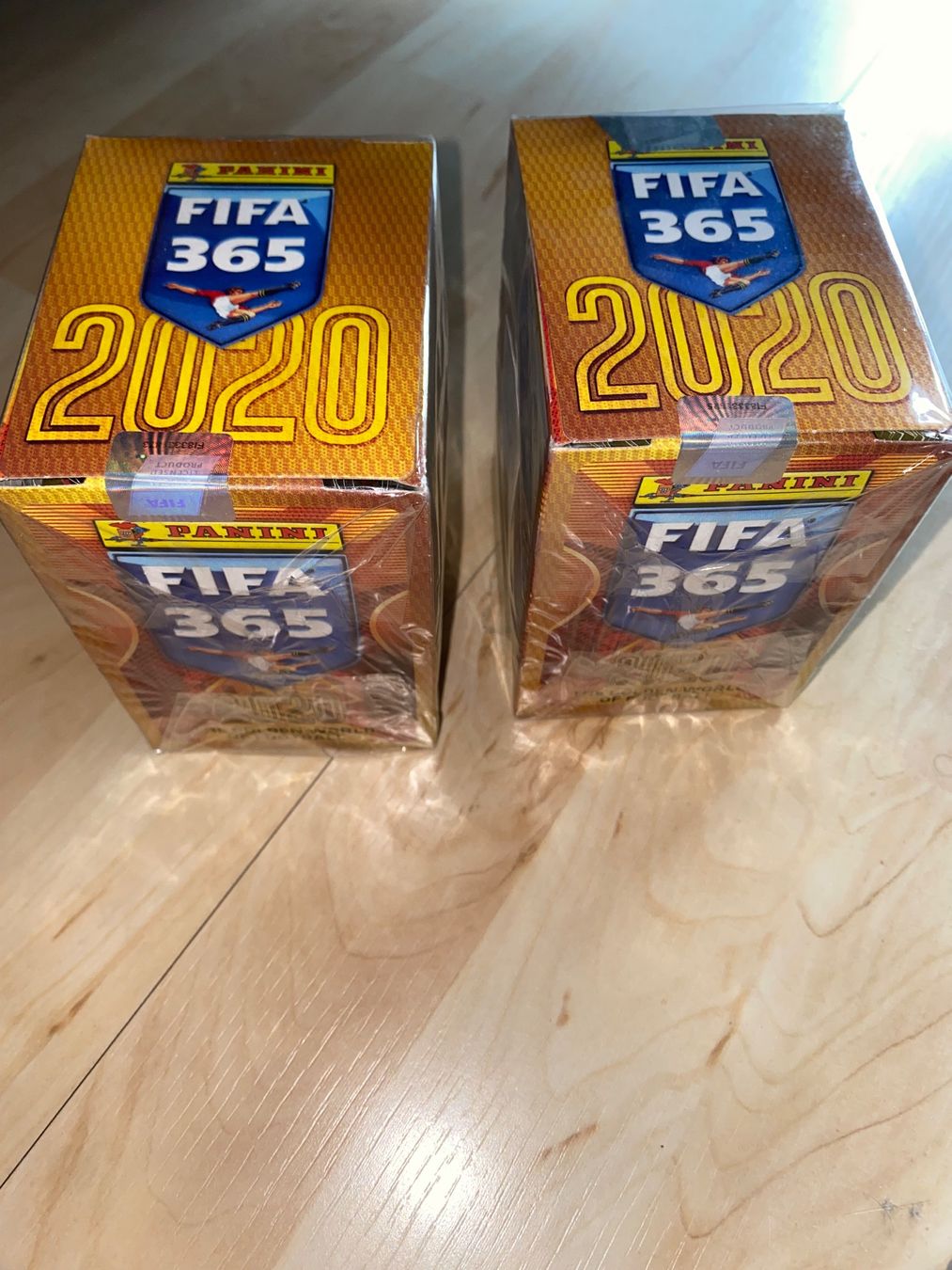 Panini Carte collezionabili: Panini 365, 2020 2x Boxen / Displays – Nuovo e nell'imballaggio originale da Unterlunkhofen venduto da PaniNicola