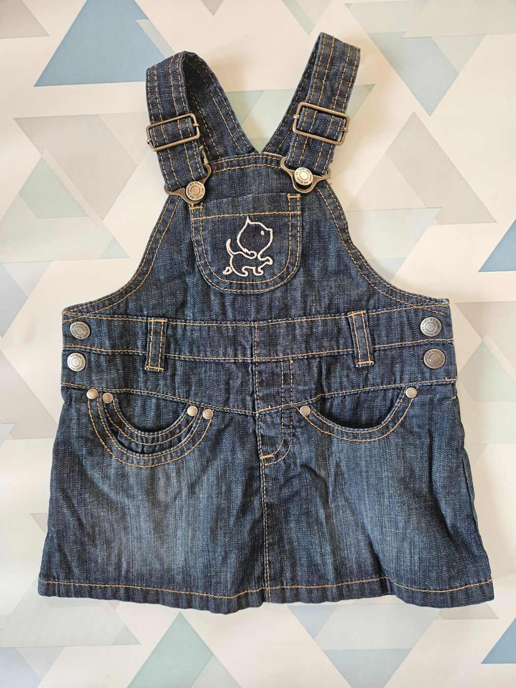 H&M Robes et jupes: Jeans Latzkleid Gr. 68 – D'occasion à Worb par jun_fj8w