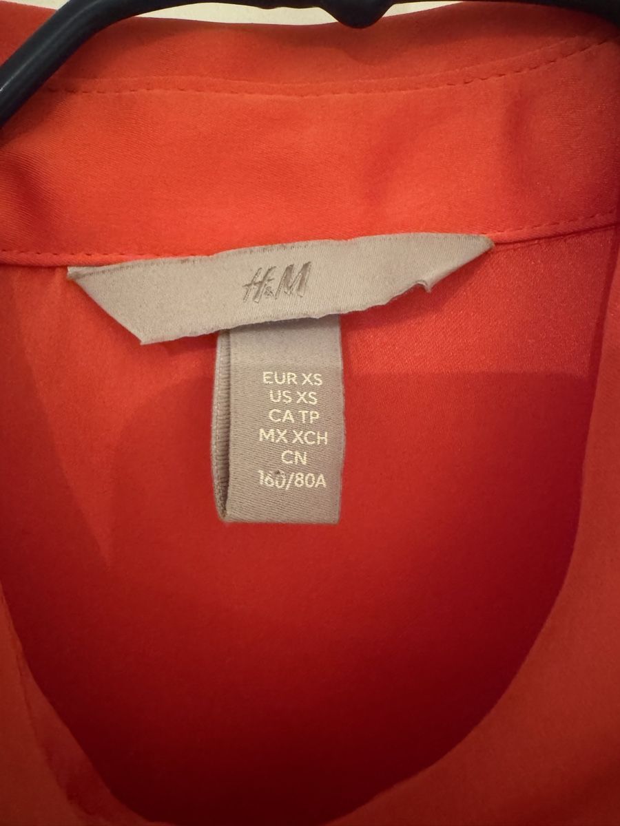 H&M Chemisiers: Bluse, Grösse XS, Neu! – Neuf (Voir description) à Pfäffikon ZH par aitm_00 1