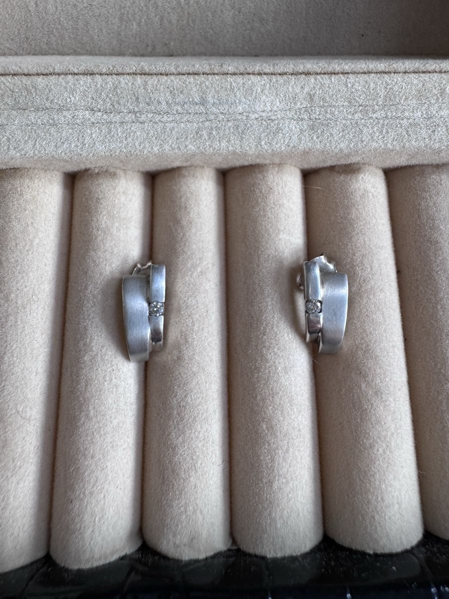 Ohrringe & -stecker: Ohrstecker 925 Silber Zirkonia – Gebraucht aus St. Gallen von kara_24
