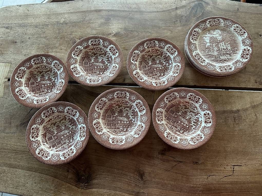 Set di piatti: Piatti inglesi England Iron Stone – Usato da novaggio venduto da cam_5stl 1