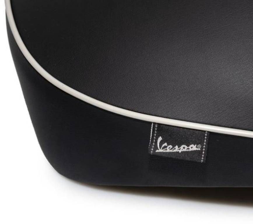 Alle Rollerersatzteile: Vespa Sportsitzbank Piaggio – Gebraucht aus Zofingen von JAPCAR34 2