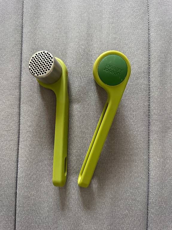 Joseph Joseph Elettrodomestici da cucina: Joseph Joseph Garlic Press – Usato da Zürich venduto da mei_wvq7 1
