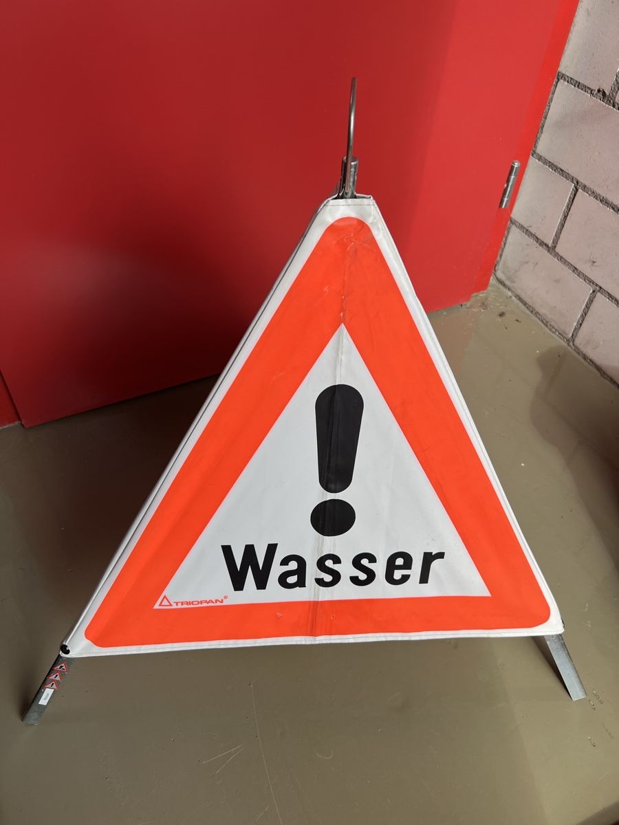 Triopan Schilder: Faltsignal TRIOPAN – Neu (gemäss Beschreibung) aus Hünenberg von Abtech 2