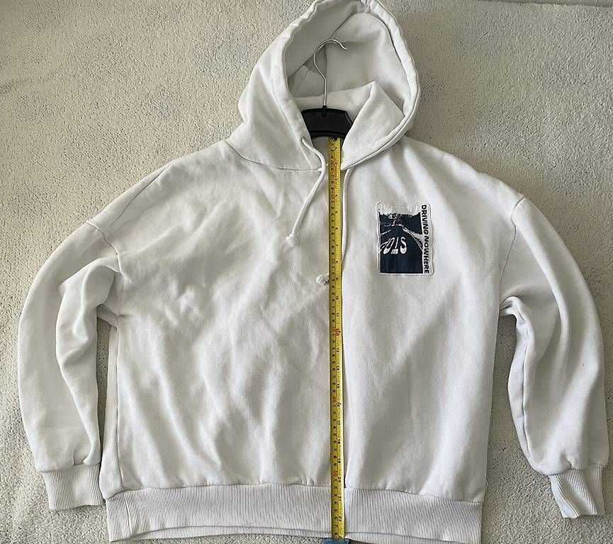Maglioni & Felpe: Weisser Hoodie mit Print Driving Nowhere  – Usato da Luzern venduto da Andrej35 1