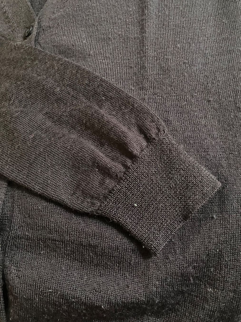 Jacken: Dunkelbraune Strickjacke mit Knopfleiste – Gebraucht aus Lenzburg von ann_8hmk 2