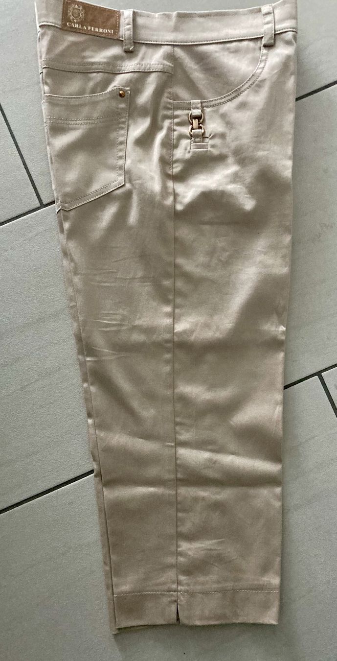 Pantaloni: Neu: 2/3 Shorts Carla Ferroni Gr. 36 – Nuovo e nell'imballaggio originale da Stetten AG venduto da Hanya 3