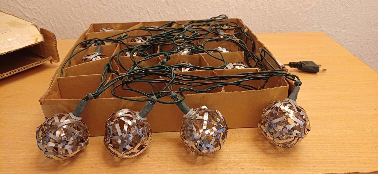 Tutte le decorazioni: Lichterkette geschützter Balkon innenbereich/mit Stecker – Nuovo e nell'imballaggio originale da Payerne venduto da jea_m6nb 5