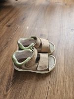 Sandalen von Elefanten, Grösse 22