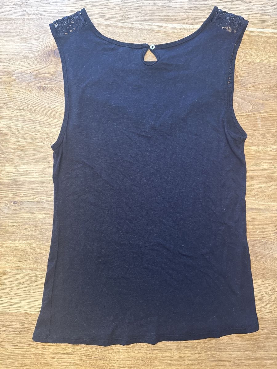 Tops: Damen Top mit Spitze Gr. S – D'occasion à Rohr b. Olten par -FaLu- 2