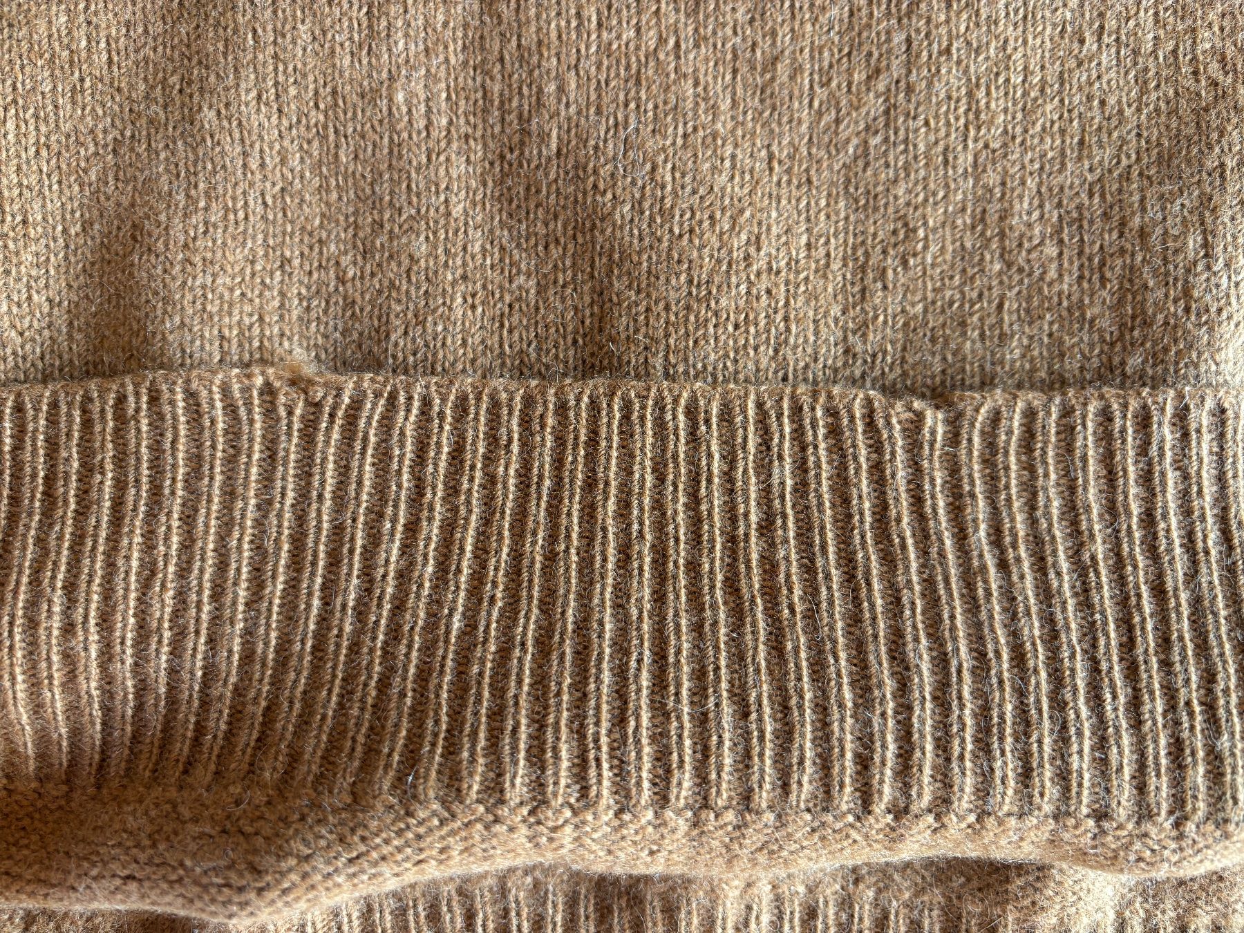 Pullover & Sweatshirts: Pull Fedeli 100% Vicuna Taille 40/42 - Léger défaut – Gebraucht aus Prangins von pad2424 5