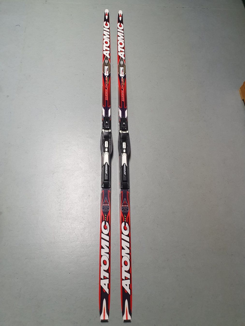 Atomic Sci: Atomic World Cup Red Cheetah light 173cm Skating Ski / SNS – Usato da Einsiedeln venduto da Salusa 4