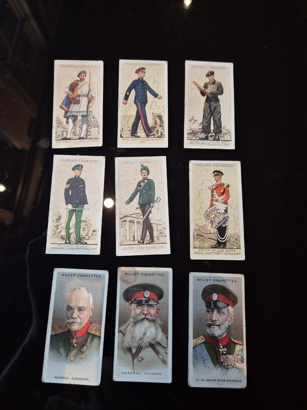 Sammelbilder & Trading cards: Zigarettenbilder Militär lot 11 – Gebraucht aus Hofstetten BE von hillhood