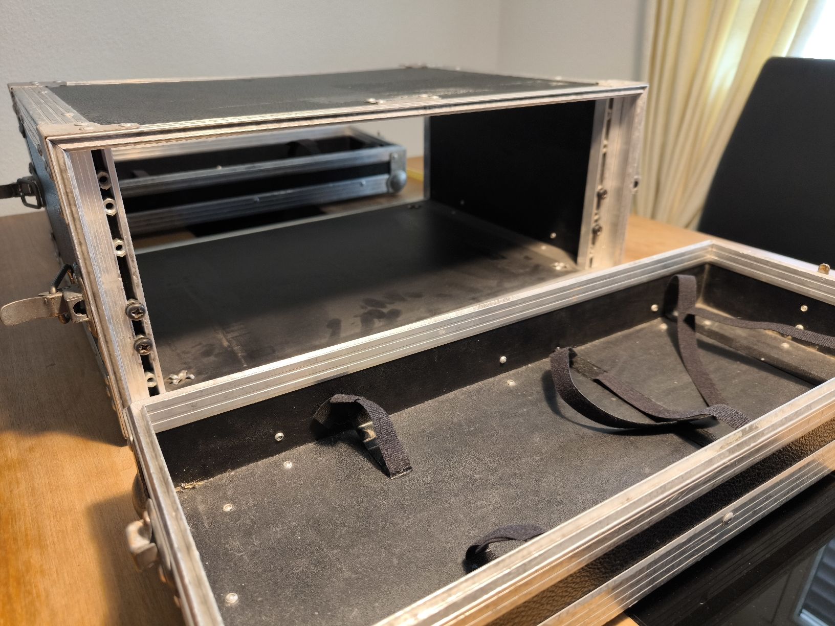 Strumenti musicali: Roadcase / Flightcase, professionell, gut erhalten. – Usato da Balsthal venduto da Darkelf 4