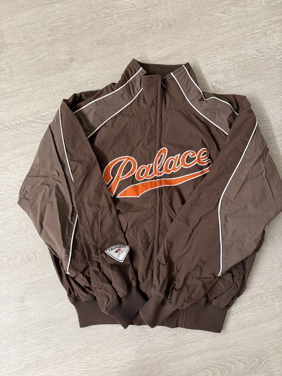 Palace Giacche: Palace Sport mit Script Jacke – Usato da Eschen venduto da flo_khp5