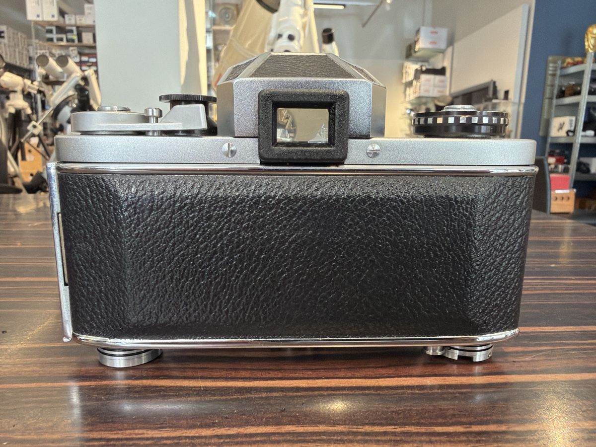 Exakta Kamera: Exakta VX 1000 – Defekt aus Zürich von KochphotoAG 1
