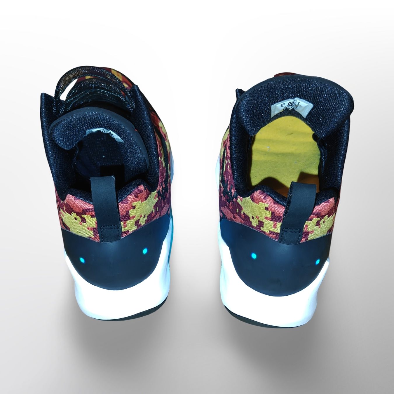 Nike Chaussures hommes: Nike E.A.R.L Gr. 44.5 – Neuf (Voir description) à Aarau par MrNase 4