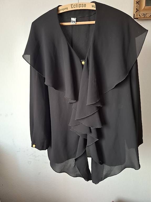Blusen: Damen Bluse schwarz  – Gebraucht aus Birsfelden von Vic_toria 3