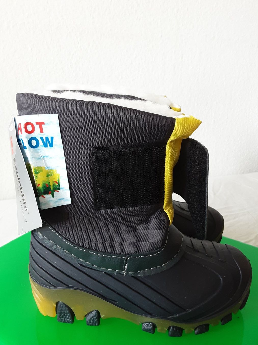 Schuhe für Jungen: Kinder Blinkwinterstiefel – Neu und originalverpackt aus Glattfelden von Roman2504 4