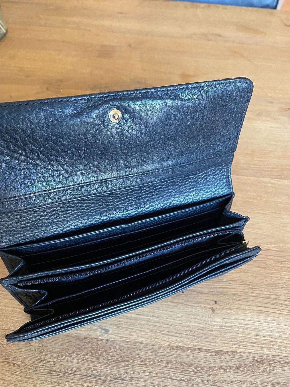 Michael Kors Portamonete: Michael Kors Portemonnaie – Usato da Frauenfeld venduto da lona05 3