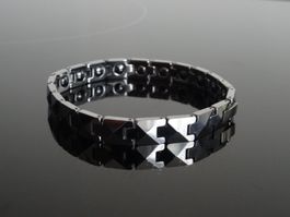 Armband aus Wolfram