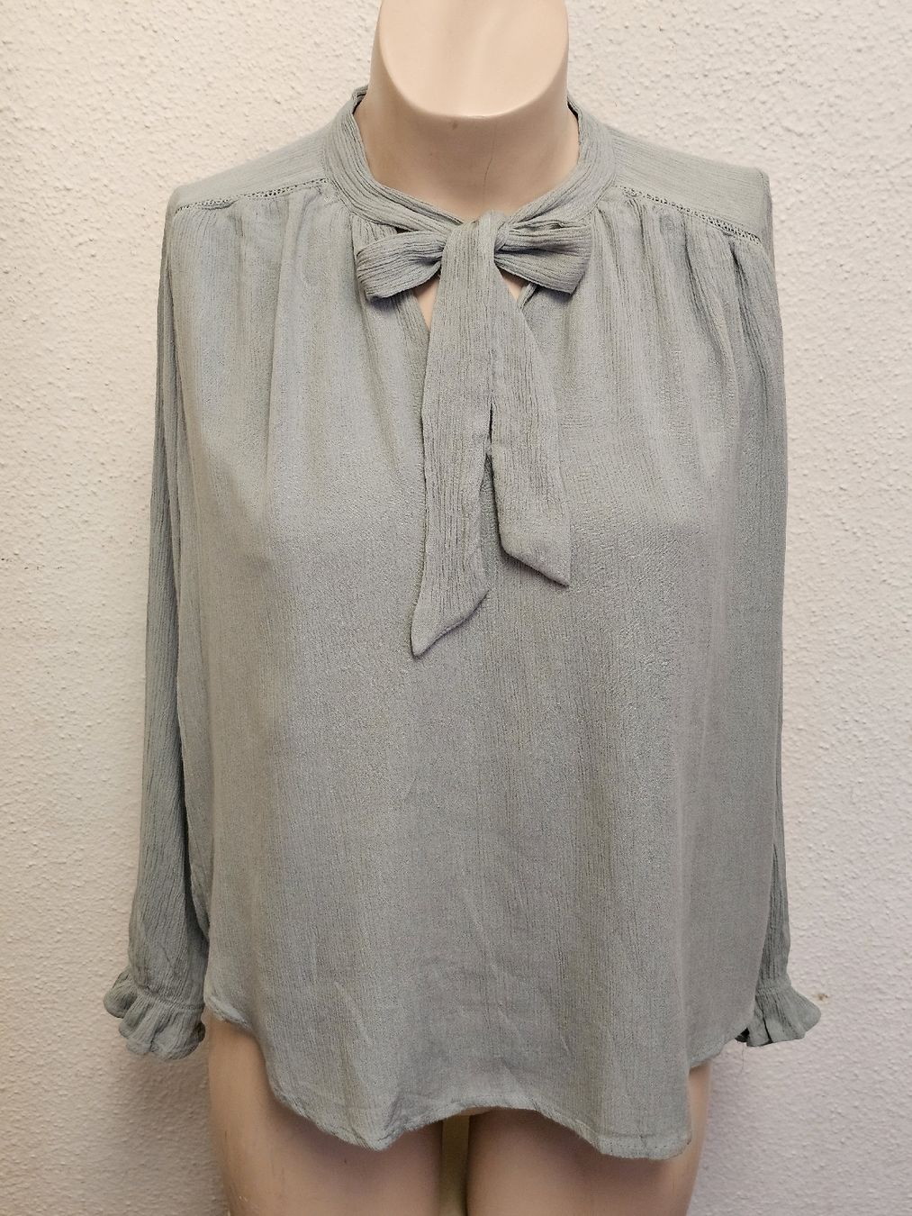 C&A Blusen: C&A Clockhouse Damen Bluse Hellgrün Gr. 38 – Gebraucht aus Urdorf von ole_mrp9