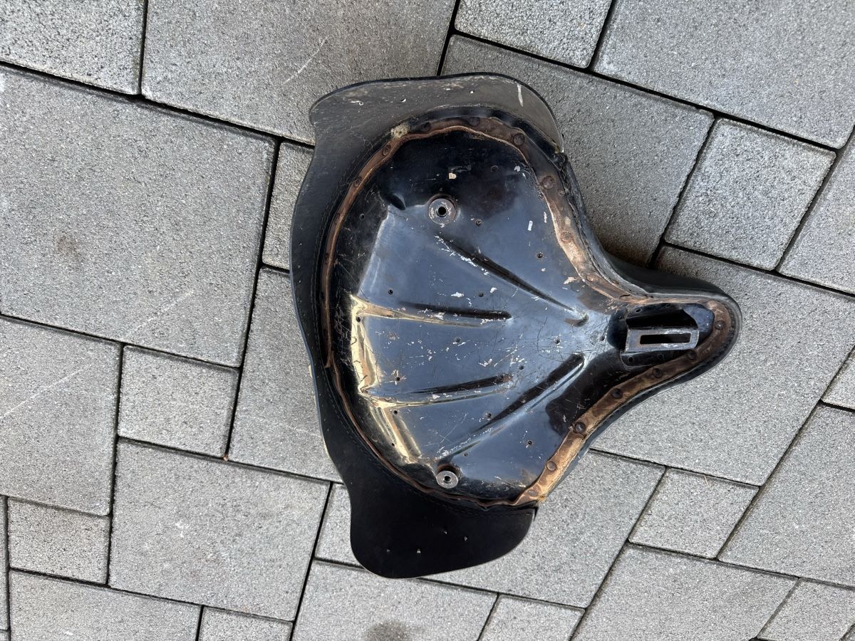 Harley-Davidson Tutti i ricambio per moto: Harley Davidson Panhead Sattel  – Usato da Aathal-Seegräben venduto da Romeo8607 1