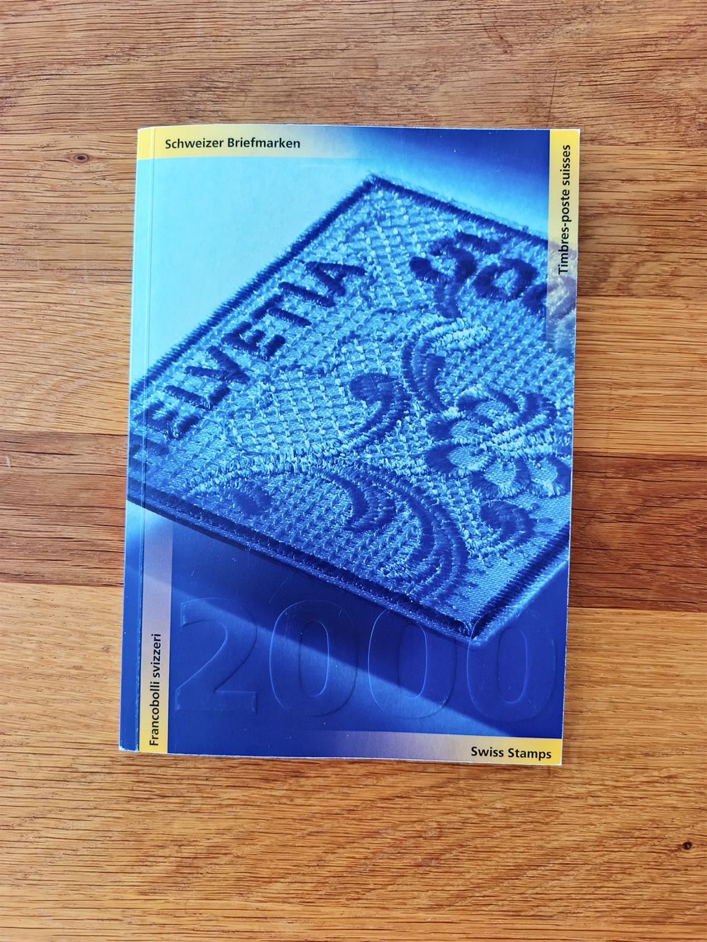 Alben: Schweizer Briefmarken 2000 – Gebraucht aus Schwerzenbach von b00nb00n