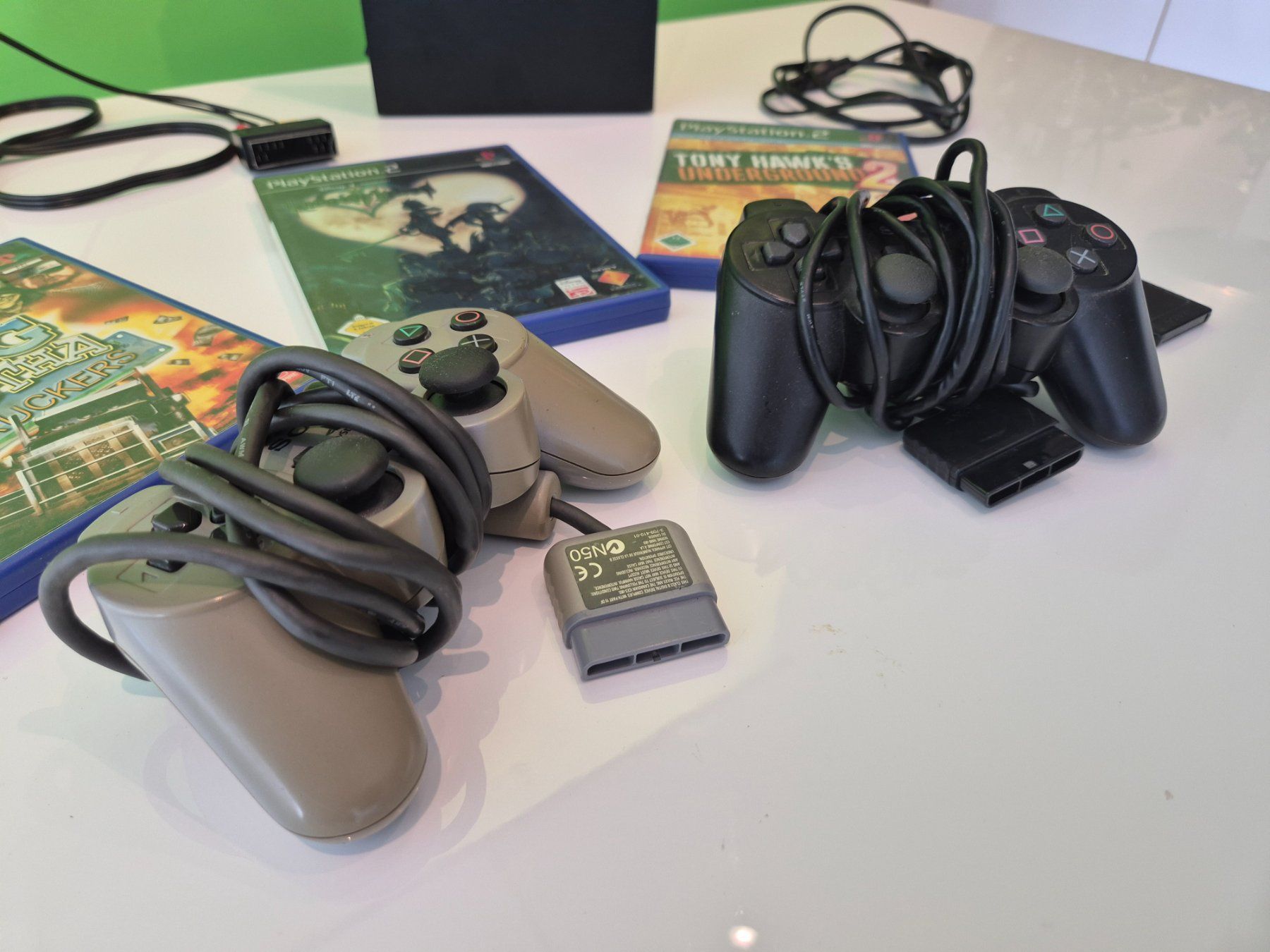 Sony Konsolen: PS2 SCPH-39004 + 2 Controller + 3 Games – Gebraucht aus Moosseedorf von hermeses 3