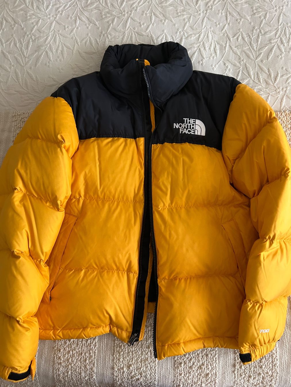 Giacche: North Face veste M – Usato da Fribourg venduto da SenhorNeves