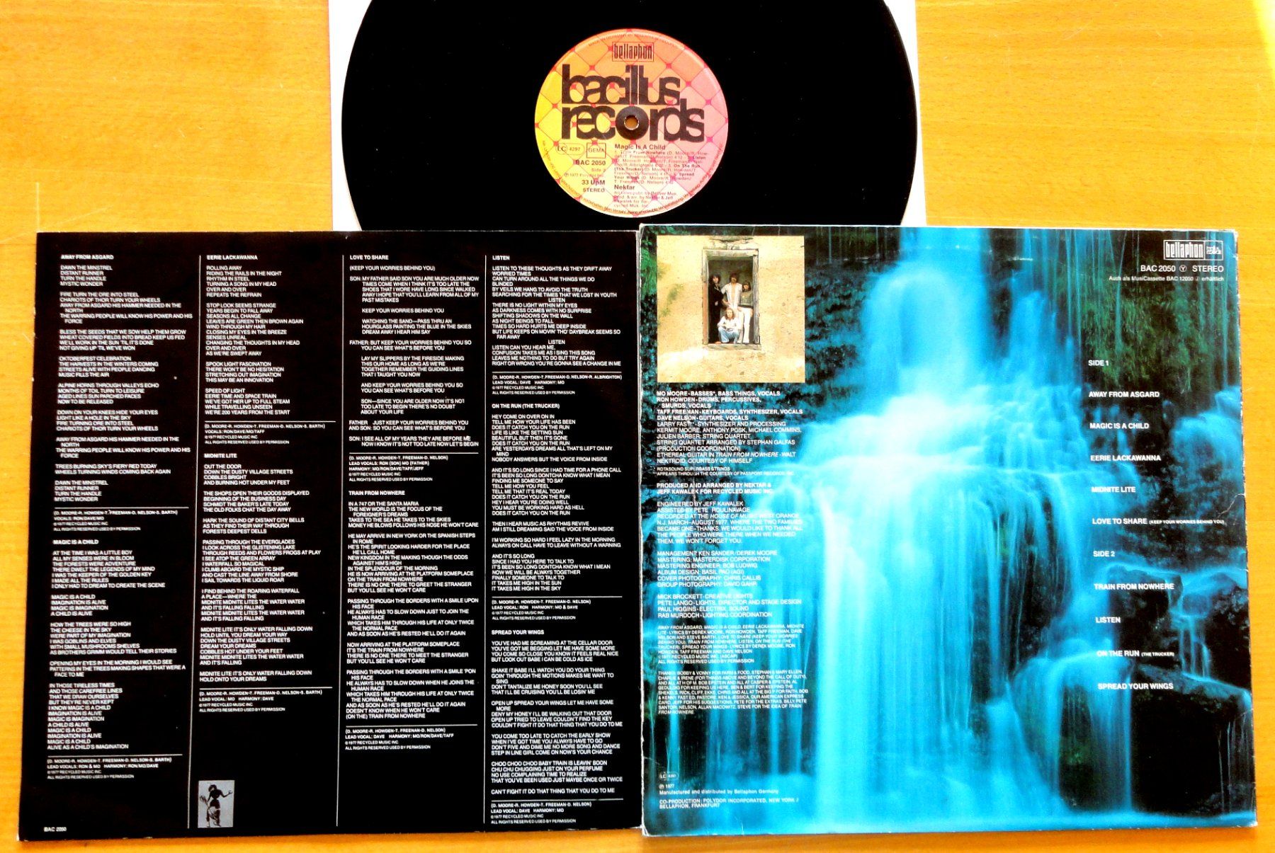 Schallplatten: LP NEKTAR magic is a child 1977 BACILUS BAC2050 mint – Gebraucht aus Kesswil von  1