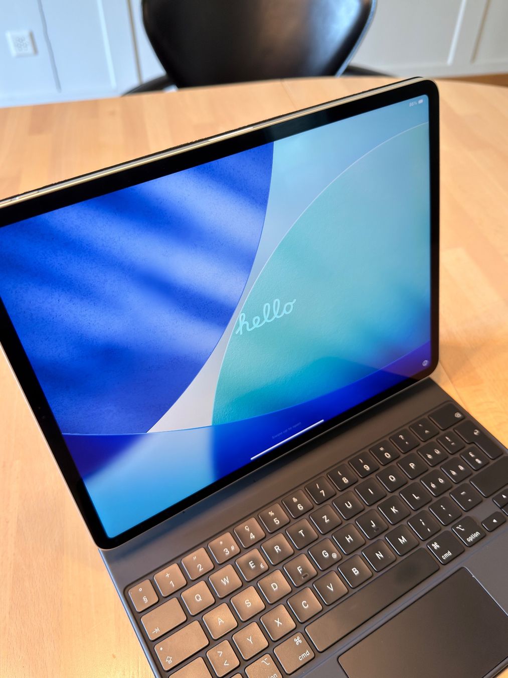 Apple Tablet PC: iPad Pro 12.9" 4. Gen. 2020 + Magic Keyboard | 128 GB | – Usato da Lenzburg venduto da Pfuusbaer