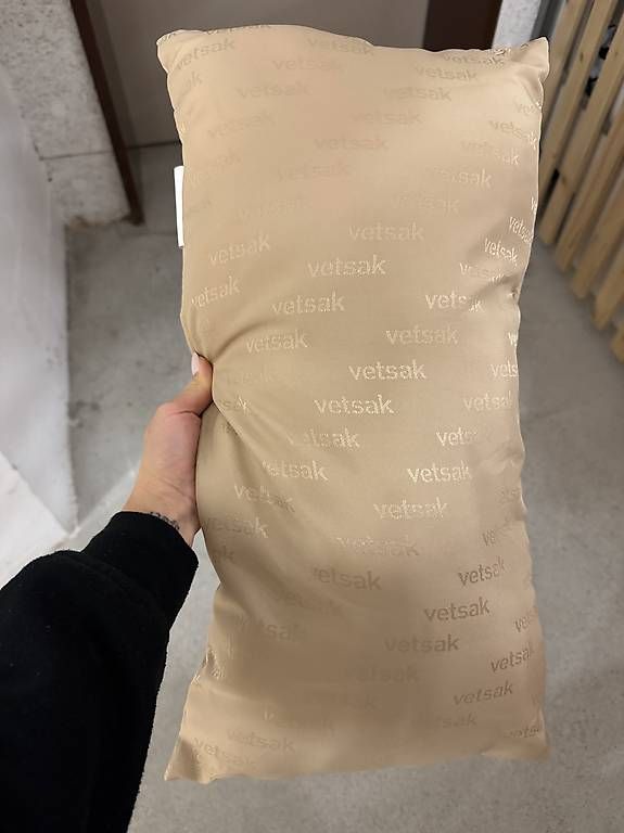 Kissen: Vetsak - Pillow 60x30cm inkl. Bezug – Gebraucht aus Uster von cynale 2