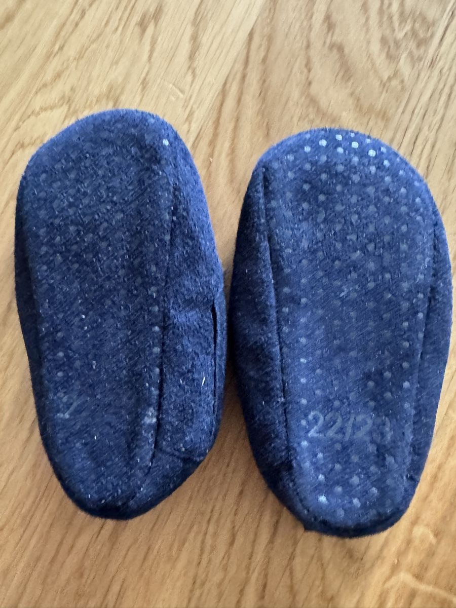 Scarpe per ragazzi: Babypantoffeln – Usato da Zug venduto da sil_j6rl 1