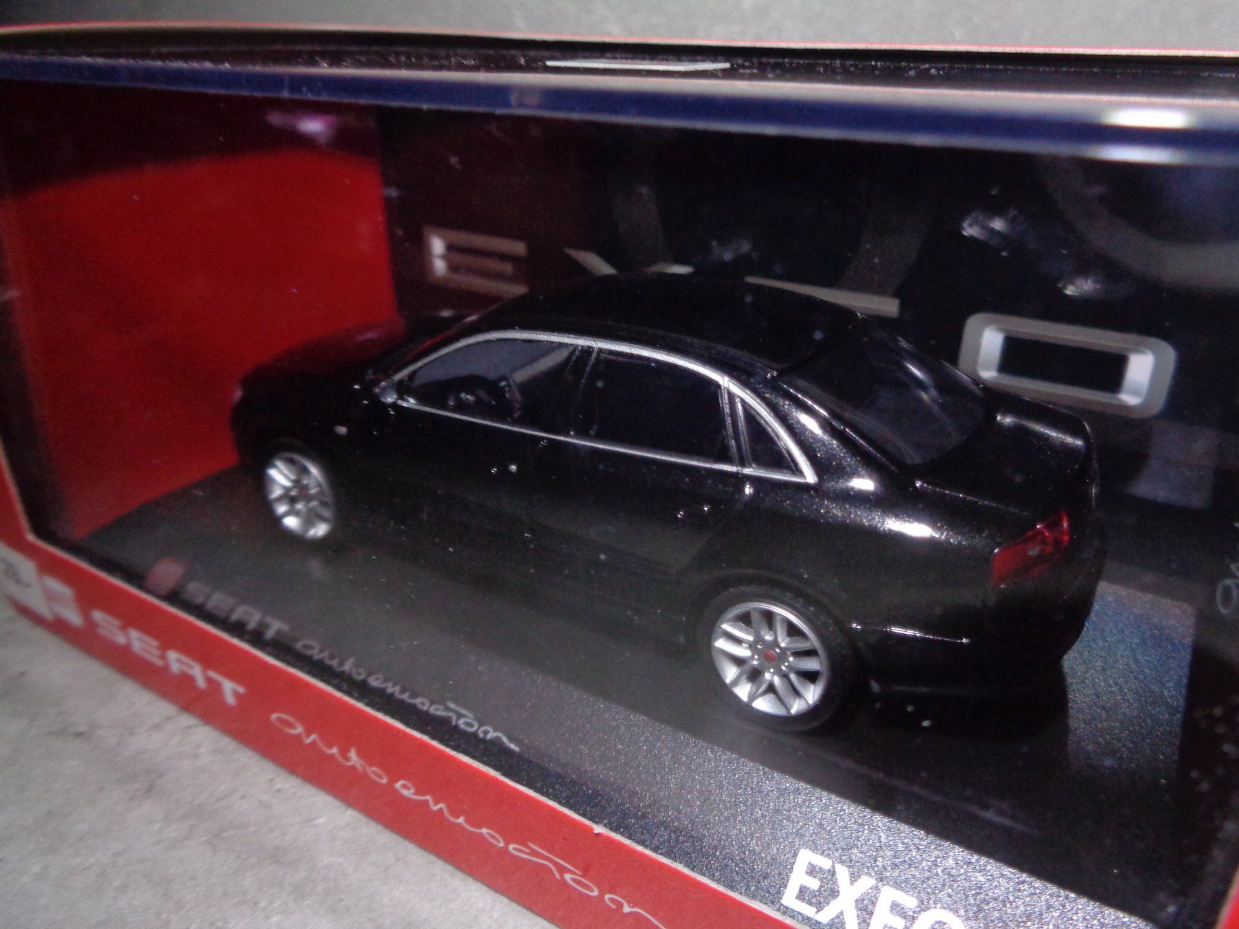 Seat Modellini d'auto: Fischer 1:43 Seat Exeo Black Magic – Nuovo e nell'imballaggio originale da Reconvilier venduto da rallycar 2