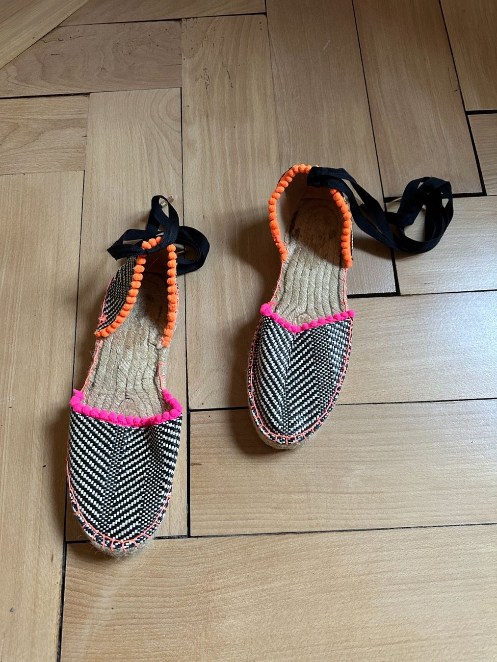 Scarpe da donna: Ethno Espadrilles bunt 39 – Usato da Zürich venduto da Diazaio 1