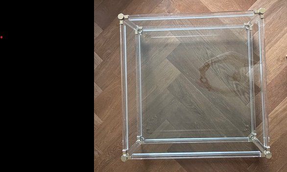 Tische: Zeitloser Beistelltisch aus Plexiglas & Glasplatten – Gebraucht aus Gretzenbach von kar_82n7