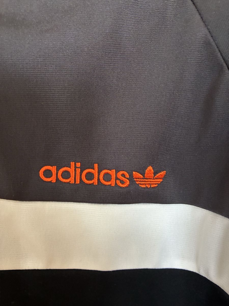 Adidas Pullover & Sweatshirts: Adidas Trainingsjacke Grösse M – Gebraucht aus Bern von Waegi1 1