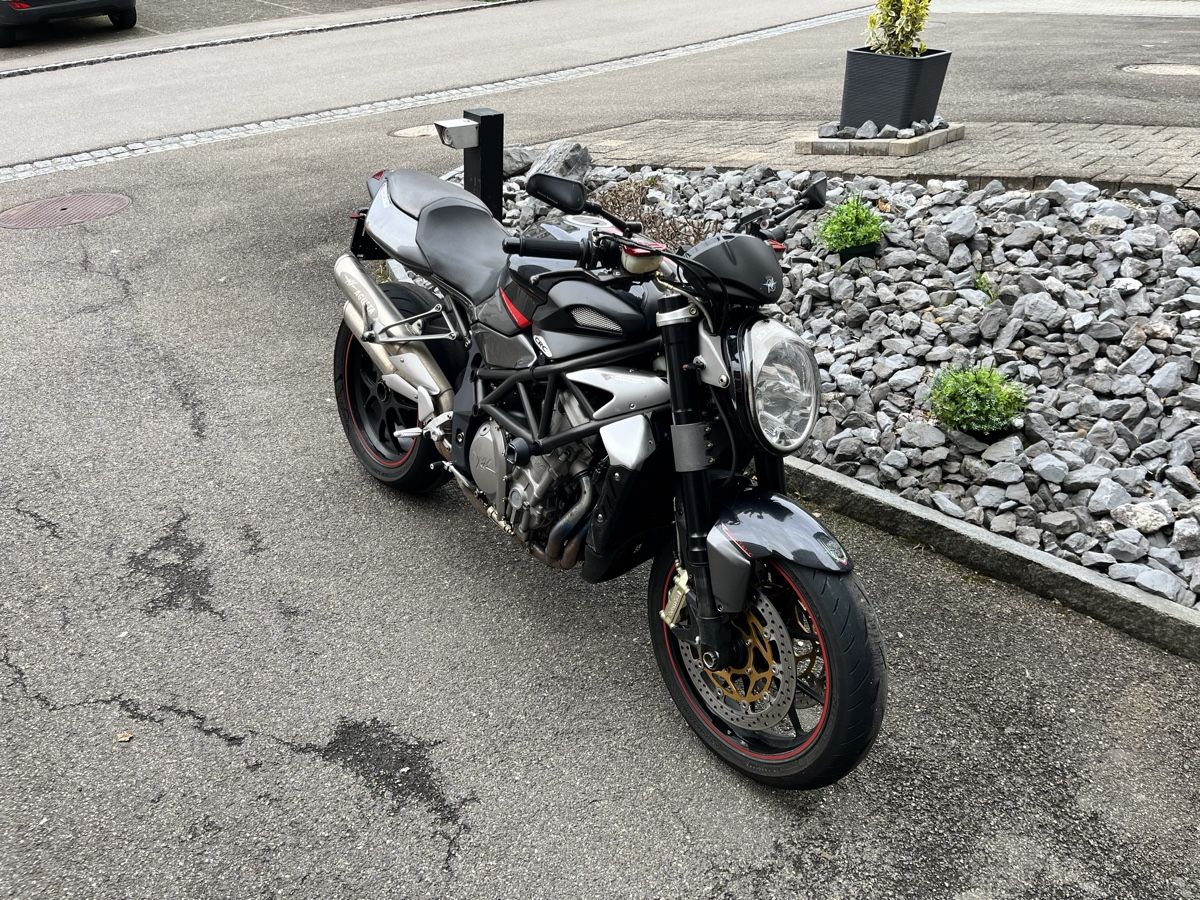 MV Agusta Strada: Mv Agusta B4 Brutale 910 – Usato da Dussnang venduto da rlm.Tech 1