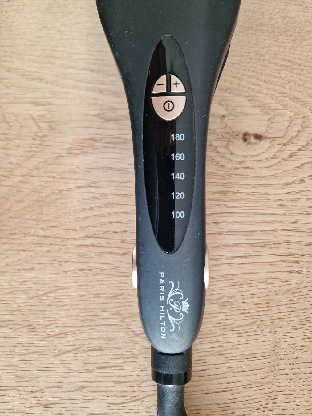 Paris Hilton Piastre & Arricciacapelli: Paris Hilton Wave Styler – Usato da Lausen venduto da Joli-80 1