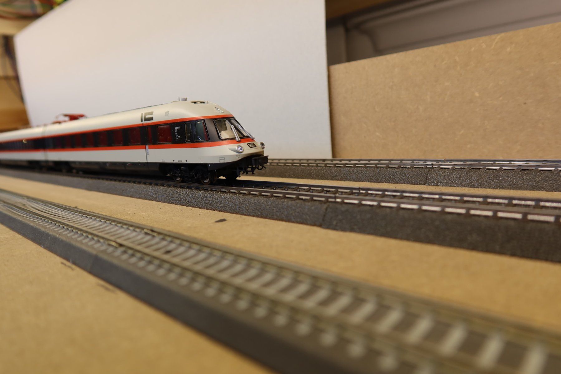 Märklin Modellini di ferrovie: Märklin 37778, DB BR 403, Db – Usato da Lausanne venduto da Club_Le_Rail 2