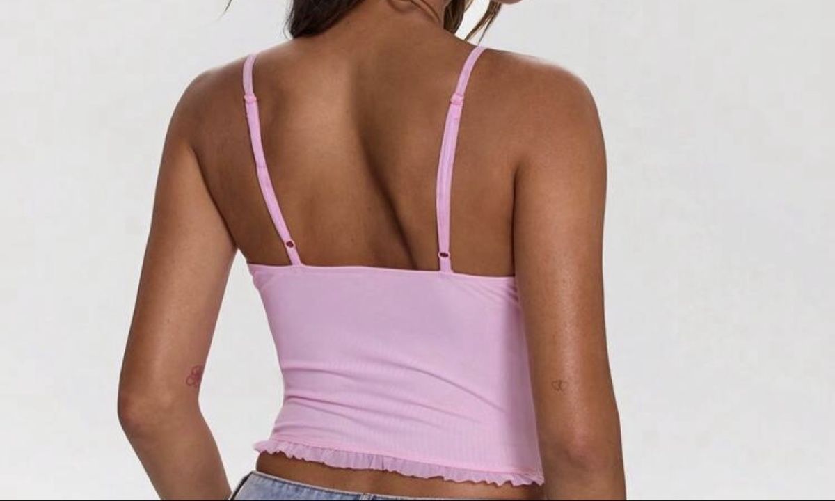 Shein Top: Crop top SHEIN – Nuovo e nell'imballaggio originale da Biel/Bienne venduto da glaewynnshop 1