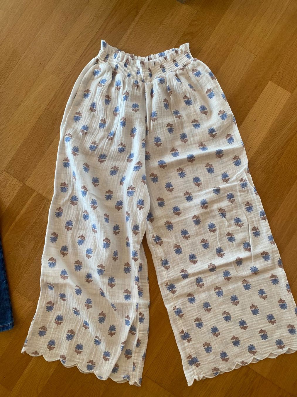 Lotti & Set di vestiti: Mädchenhosenset Grösse 134 -140cm – Usato da Trin-Mulin venduto da Tintengoldfisch 4