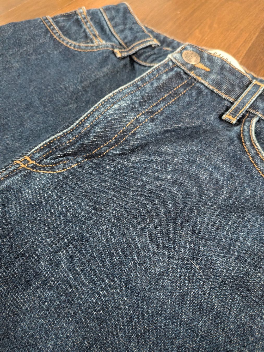 Jeans: Short en jean Balzac - 36 – Nuovo (secondo la descrizione) da BIEL/BIENNE venduto da C.oralie 3