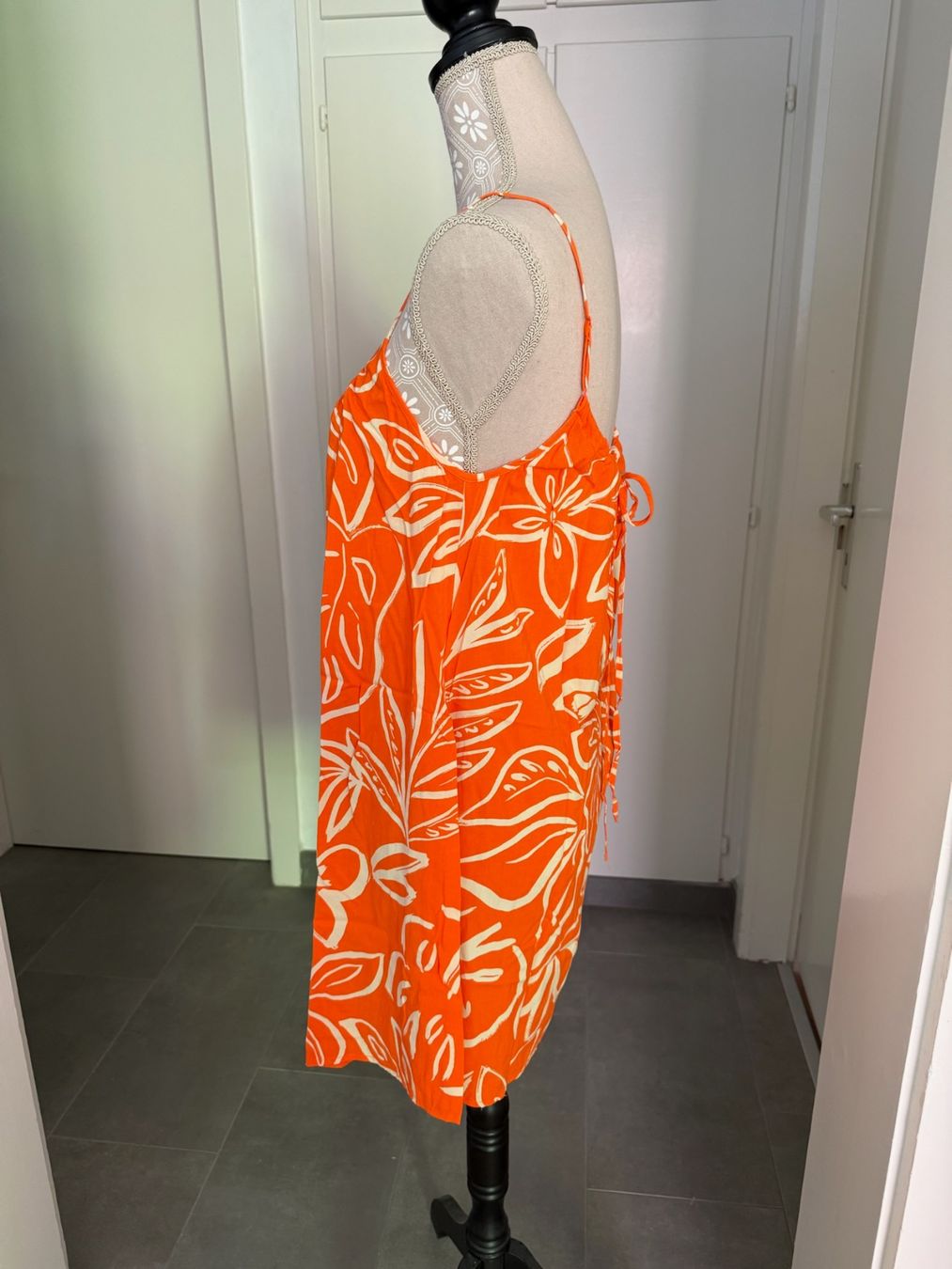 Etam Kleider: Etam - Robe de plage - M – Gebraucht aus Sion von accroshoes 1