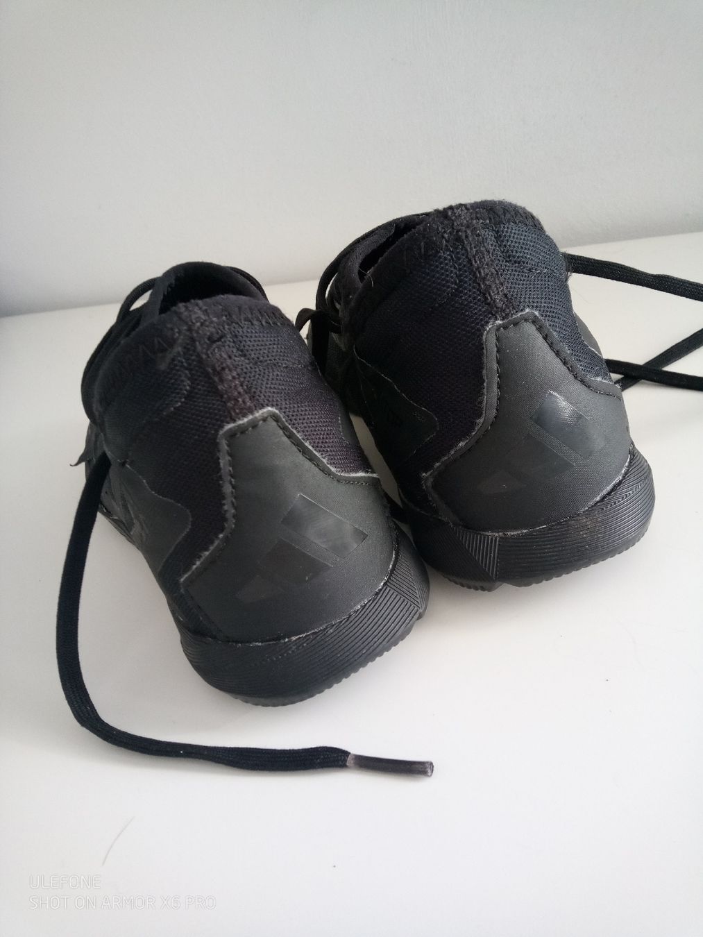Scarpe per ragazzi: Adidas Predator Hallenschuhe, Grösse 34, Schwarz – Usato da Volketswil venduto da Car1 6