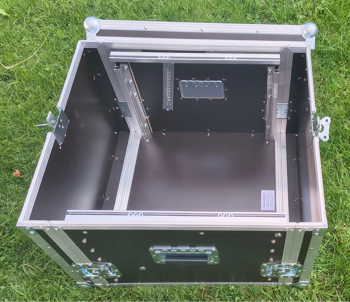 Sonstiges Zubehör: Thon Triple Door Live Rack 8HE 45 – Neu (gemäss Beschreibung) aus Unterägeri von Vivi55vivi 2