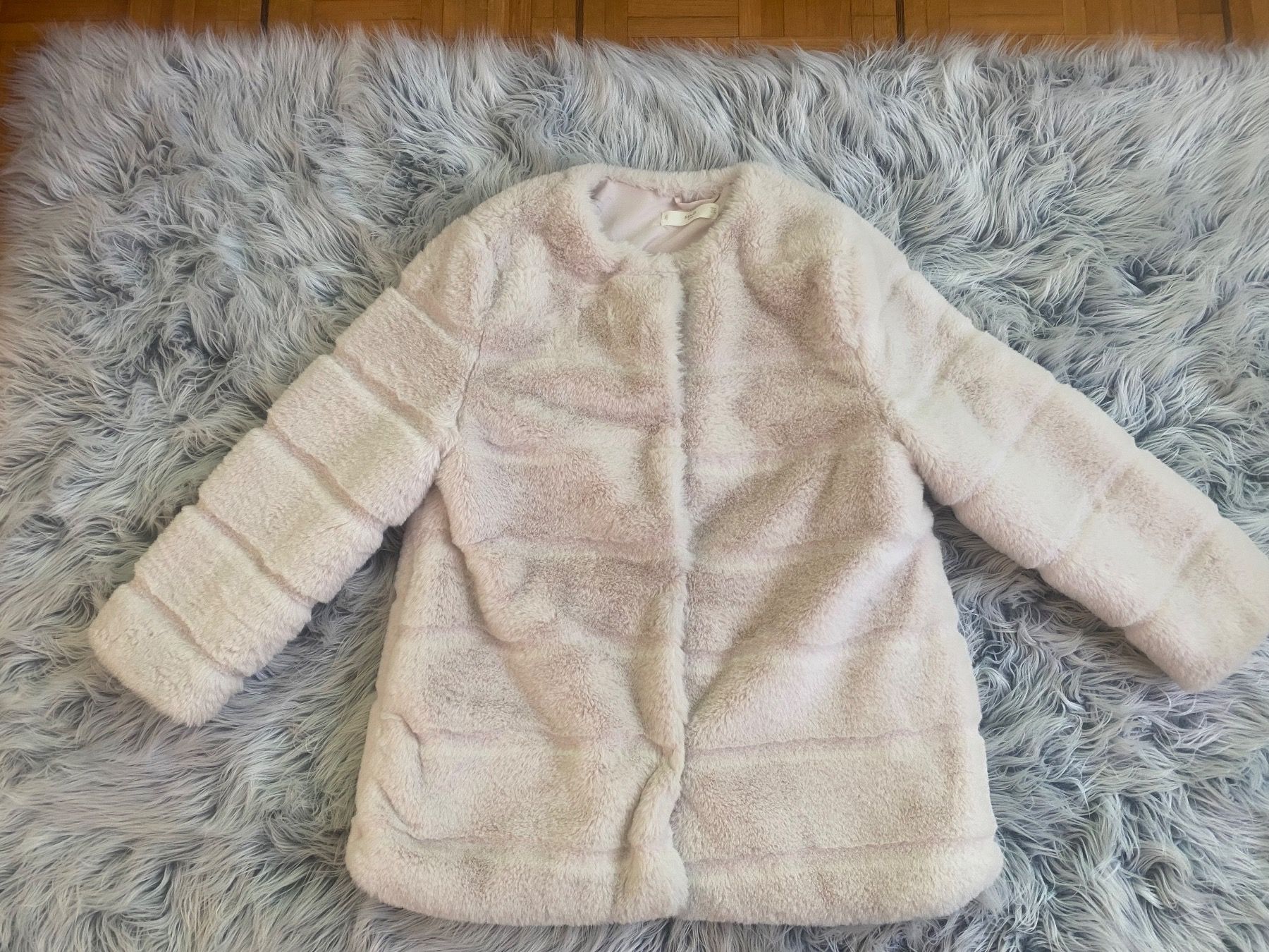 Zara Giacche & Cappotti: ZARA Plüschige Jacke, Gr.152 – Nuovo (secondo la descrizione) da Vezia venduto da luce2011