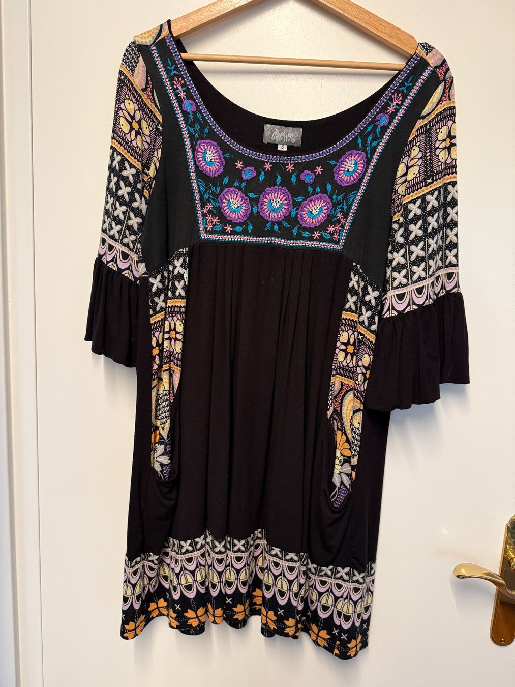 Cachet Robes: Kleid im Ethno Look – D'occasion à Rheinfelden par Brise8